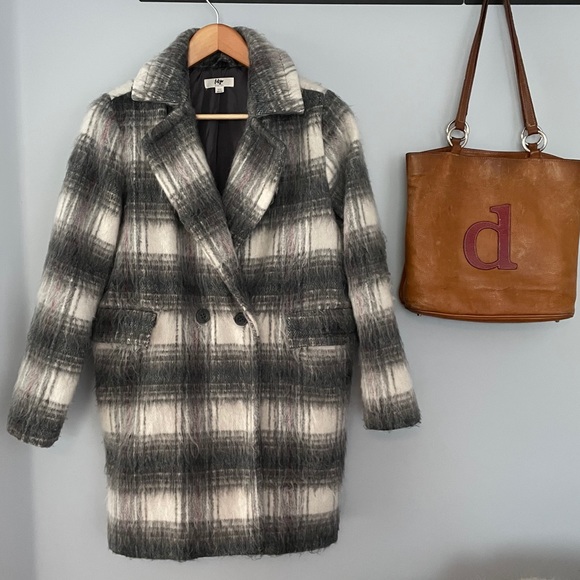 FLUFFY PLAID Cocoon Coat - Picture 2 of 10
